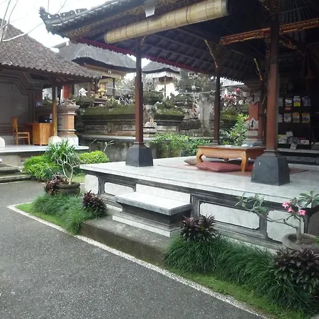 Pratama House Apartment